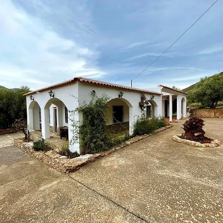 Chalet Caleros *